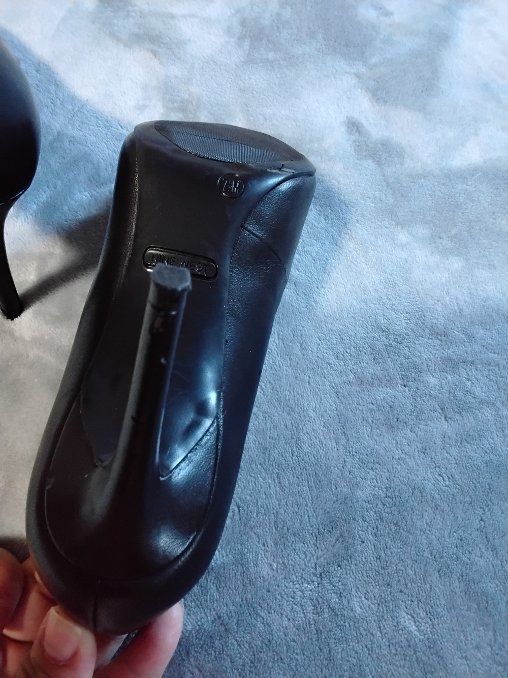 Nine West Black Pointed Toe Leather Pumps - Picture 6 of 9